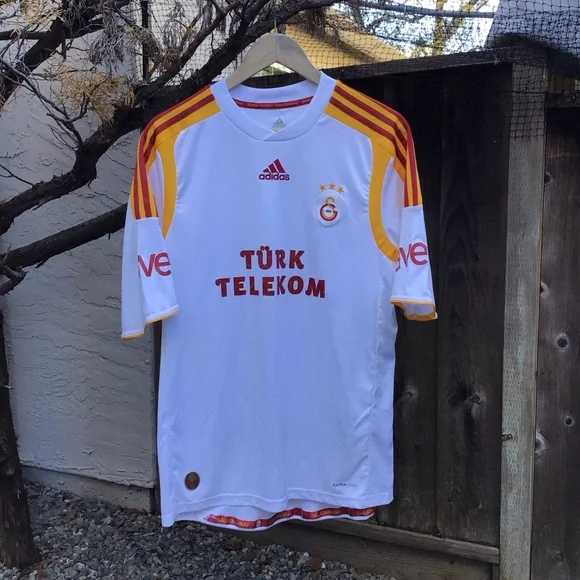 Vintage Galatasaray Adidas Turk Telekom Home Soccer Jersey Size Large - Picture 2 of 8
